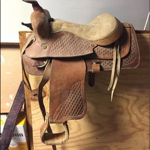 💰SOLD💰Child size western riding saddle